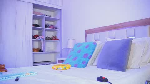 Snapshot of elena_mature chatting on 25, 11, 2025 Elena online show from 25, 11, 2025