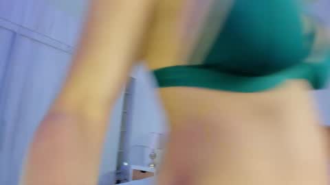 Snapshot of elena_mature chatting on 6, 1, 2026 Elena online show from 6, 1, 2026