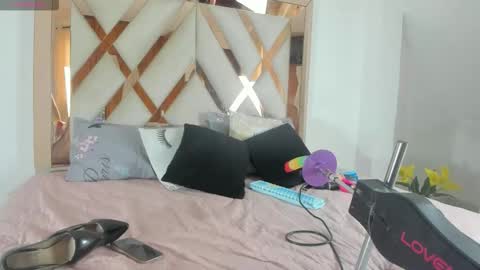 Snapshot of elena_mature chatting on 28, 2, 2026 Elena online show from 28, 2, 2026