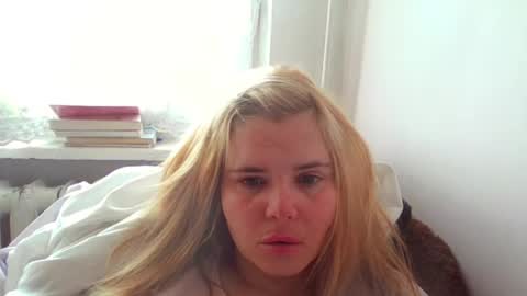 Elena online show from 13, 4, 2026