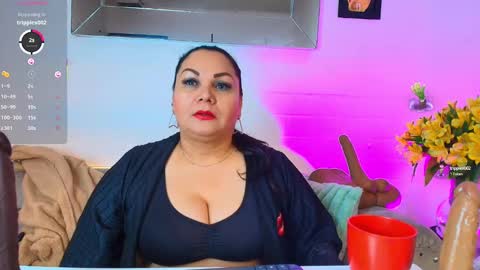 elenna_boobs_ online show from 3, 10, 2025