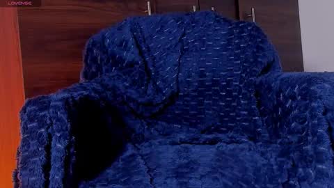 Snapshot of elenna_salvatoree chatting on 18, 11, 2025 Elena online show from 18, 11, 2025