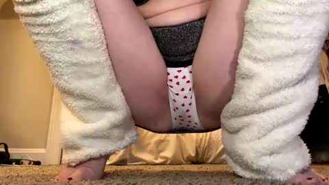 Snapshot of elenore_hoesevelt chatting on 31, 10, 2025 Elenore Hoesevelt online show from 31, 10, 2025