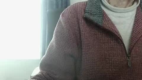 Snapshot of elfyonee chatting on 5, 1, 2025 elfyonee online show from 5, 1, 2025