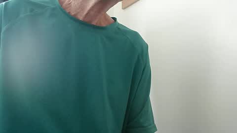 Snapshot of elfyonee chatting on 9, 9, 2025 elfyonee online show from 9, 9, 2025