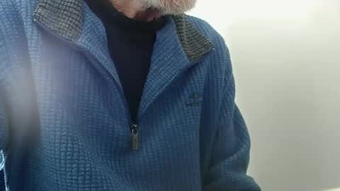 Snapshot of elfyonee chatting on 9, 11, 2025 elfyonee online show from 9, 11, 2025