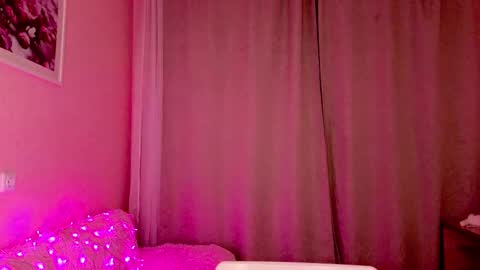 Eliza online show from 19, 12, 2025