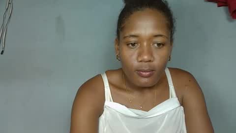 Snapshot of elia011 chatting on 5, 2, 2025 elia011 online show from 5, 2, 2025