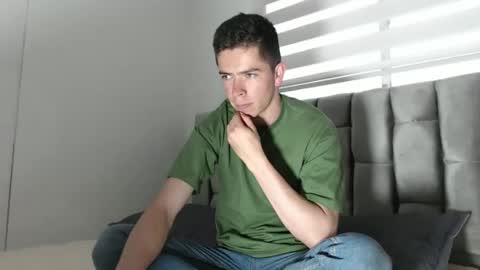 Snapshot of elian_tg chatting on 25, 12, 2024 Elian online show from 25, 12, 2024