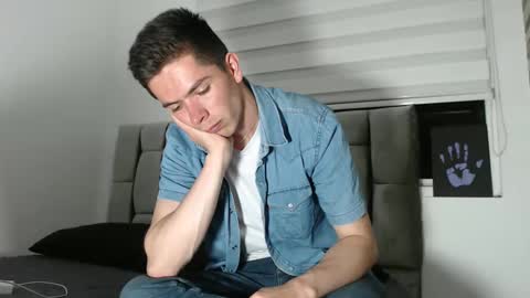 Snapshot of elian_tg chatting on 2, 1, 2025 Elian online show from 2, 1, 2025