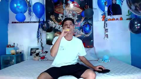 Snapshot of elias_salvatore_ chatting on 6, 2, 2026 elias_salvatore_ online show from 6, 2, 2026