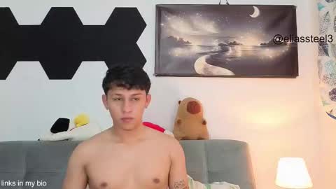 Snapshot of elias_steel1 chatting on 27, 11, 2025 elias online show from 27, 11, 2025