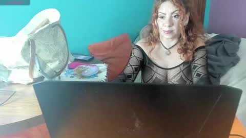 Snapshot of elif__girasol chatting on 10, 2, 2025 elifgirasol online show from 10, 2, 2025