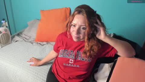 Snapshot of elif__girasol chatting on 15, 2, 2025 elifgirasol online show from 15, 2, 2025