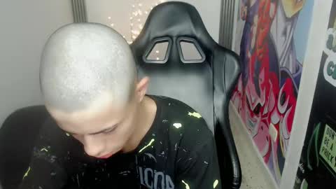 Snapshot of elii_797 chatting on 22, 1, 2025 bby-santy online show from 22, 1, 2025