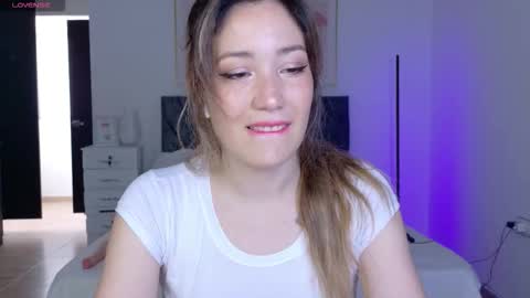 eliiih_ online show from 17, 9, 2025