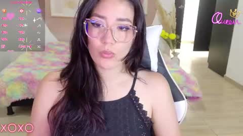 Snapshot of eliiih_ chatting on 23, 7, 2026 eliiih_ online show from 23, 7, 2026