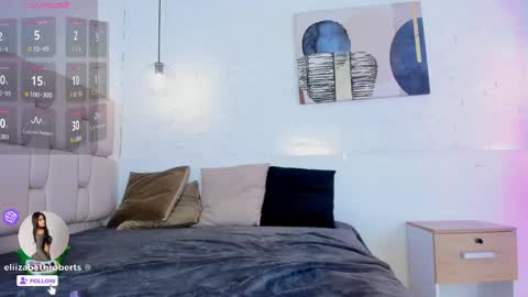 E L I I Z A B E T H   online show from 4, 3, 2025