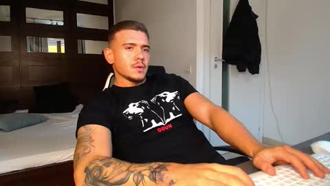 Snapshot of elijahthorne chatting on 19, 2, 2026 ElijahThorne online show from 19, 2, 2026