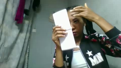 Snapshot of elina981 chatting on 11, 2, 2026 elina981 online show from 11, 2, 2026