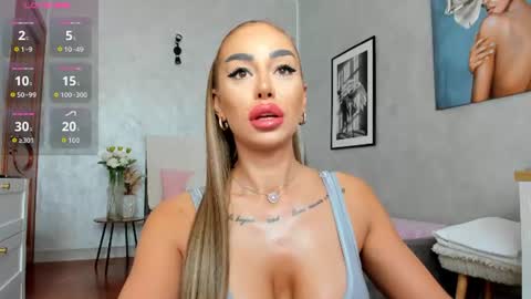 Snapshot of elinamoon_ chatting on 29, 6, 2026 Elina online show from 29, 6, 2026