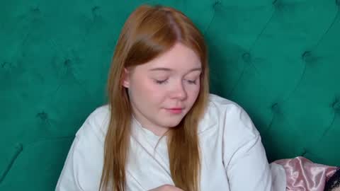 elinavale online show from 28, 6, 2026