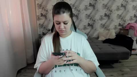 Aletta Oushen online show from 25, 2, 2026