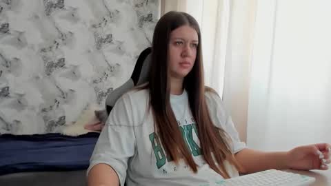 Snapshot of elisa_kollin chatting on 2, 5, 2026 Aletta Oushen online show from 2, 5, 2026
