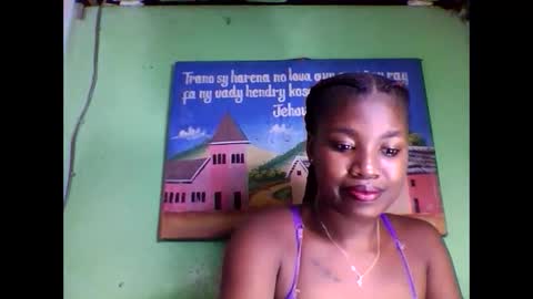 Snapshot of elisabeth2525 chatting on 1, 2, 2025 elisabeth2525 online show from 1, 2, 2025