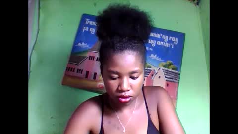 Snapshot of elisabeth2525 chatting on 6, 2, 2025 elisabeth2525 online show from 6, 2, 2025