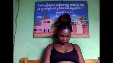 Snapshot of elisabeth2525 chatting on 8, 2, 2025 elisabeth2525 online show from 8, 2, 2025