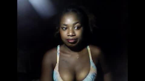 Snapshot of elisabeth2525 chatting on 8, 3, 2025 elisabeth2525 online show from 8, 3, 2025