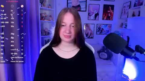 Snapshot of elisabeth_binder chatting on 17, 6, 2026 your sweet Lisa online show from 17, 6, 2026