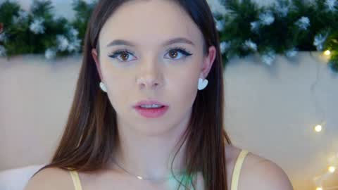 Snapshot of elisabethdavis chatting on 14, 1, 2025 ElisabethDavis online show from 14, 1, 2025