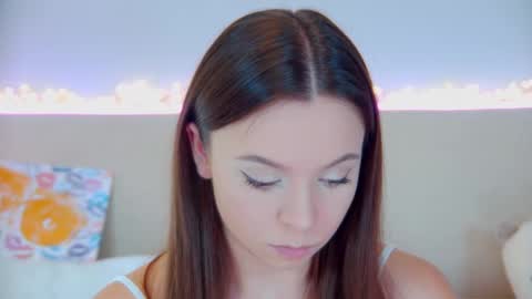 Snapshot of elisabethdavis chatting on 25, 2, 2025 ElisabethDavis online show from 25, 2, 2025