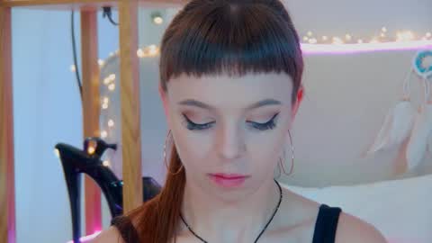 Snapshot of elisabethdavis chatting on 15, 9, 2025 ElisabethDavis online show from 15, 9, 2025