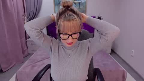 Elisabeth online show from 24, 1, 2025