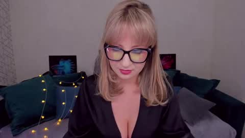 Elisabeth online show from 7, 2, 2025