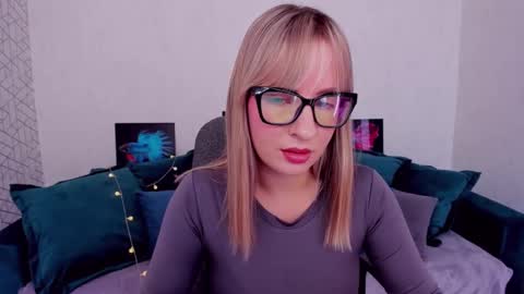 Elisabeth online show from 9, 2, 2025