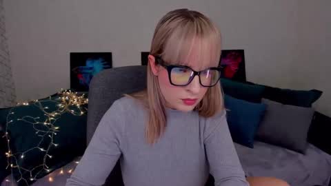 Elisabeth online show from 14, 2, 2025