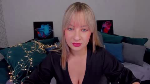 Elisabeth online show from 15, 2, 2025