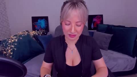 Elisabeth online show from 24, 2, 2025