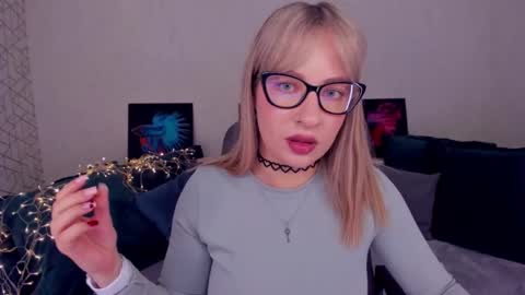 Elisabeth online show from 26, 2, 2025