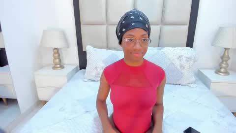 elisabettamonroy online show from 2, 10, 2025