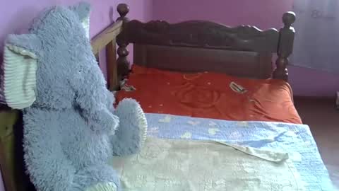 Snapshot of elisah01 chatting on 12, 3, 2026 elisah01 online show from 12, 3, 2026