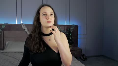 Elison online show from 4, 1, 2025