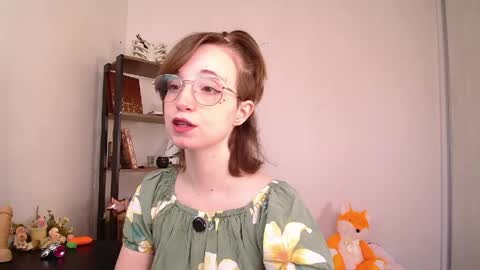 Snapshot of elise_nyx chatting on 3, 6, 2026 elise_nyx online show from 3, 6, 2026