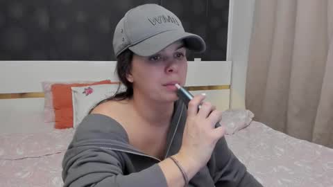 Snapshot of elisetyler89 chatting on 5, 2, 2026 Elly online show from 5, 2, 2026