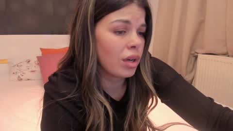 Snapshot of elisetyler89 chatting on 2, 3, 2026 Elly online show from 2, 3, 2026