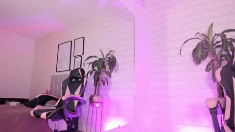 Snapshot of elizabeth_benz chatting on 28, 3, 2026 Miss Eliza online show from 28, 3, 2026